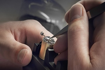 哈尔滨欧米茄手表原装钢表带维修 